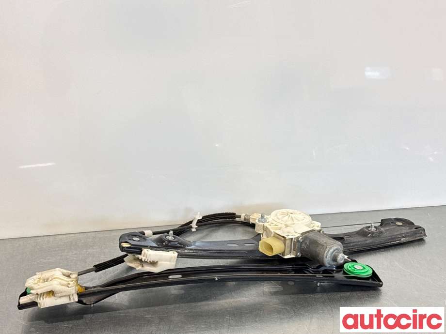 Ruteheis høyre foran til BMW 3-Serie 2005-2011 (E90/E91/E92/E93) (E90/E91/E92/E93) (BMW|67626927028|0130822227|6927028)