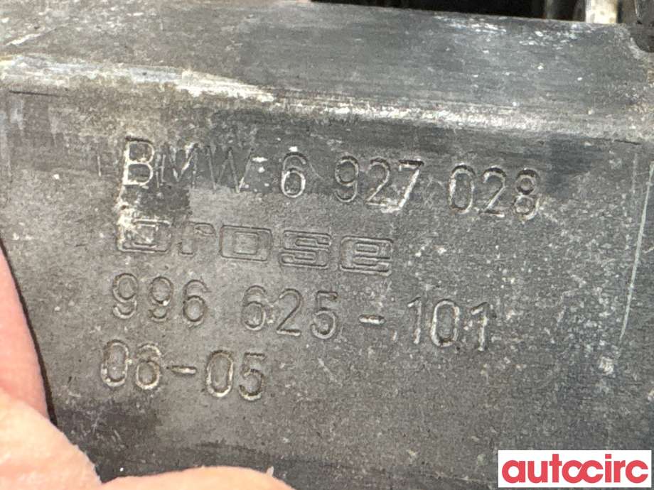Ruteheis høyre foran til BMW 3-Serie 2005-2011 (E90/E91/E92/E93) (E90/E91/E92/E93) (BMW|67626927028|0130822227|6927028)