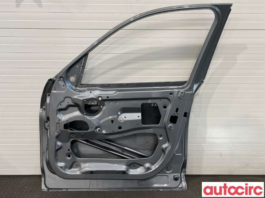 Dør høyre foran til BMW X3 2010-2017 (F25) (F25) (BMW|41517355804)