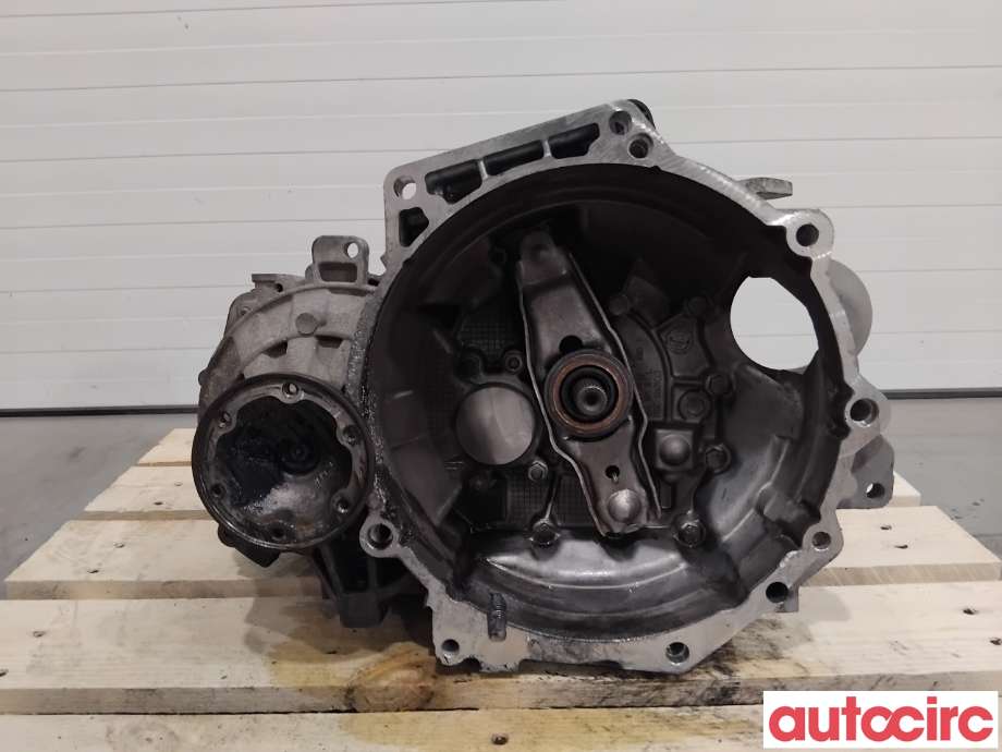 Girkasse manuell 6-trinn til VW Passat 2011-2015 (B7) (B7) (VOLKSWAGEN|02S300047MX|MYP|02S300047M)