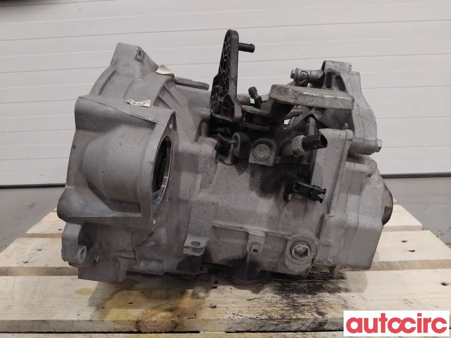 Girkasse manuell 6-trinn til VW Passat 2011-2015 (B7) (B7) (VOLKSWAGEN|02S300047MX|MYP|02S300047M)
