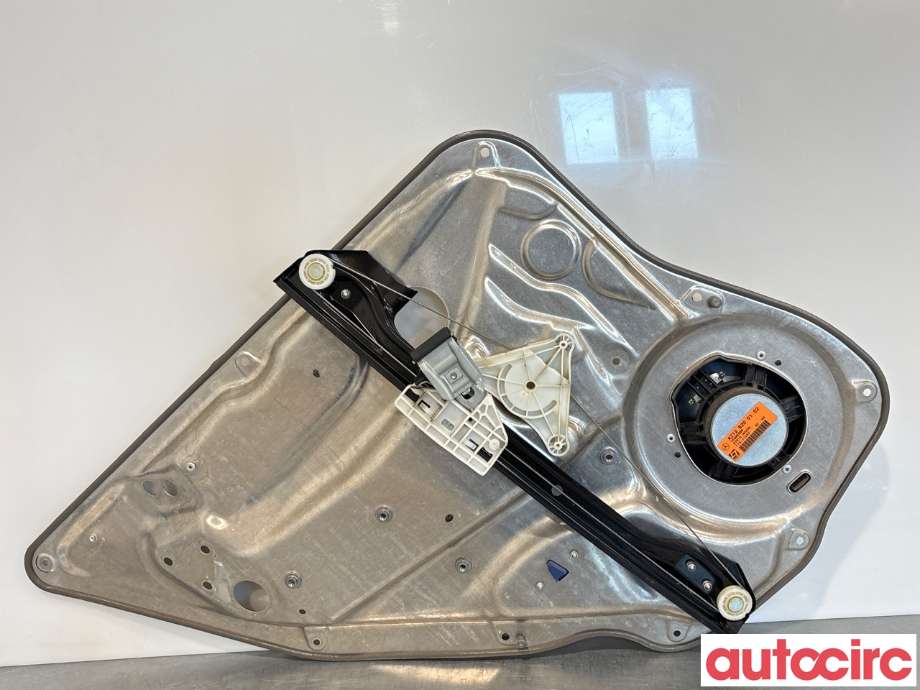 Ruteheis til Mercedes E-Klasse 2009-2013 (Fase 1) (W212) (W212) (MERCEDES|A2127301879|977288-104|)