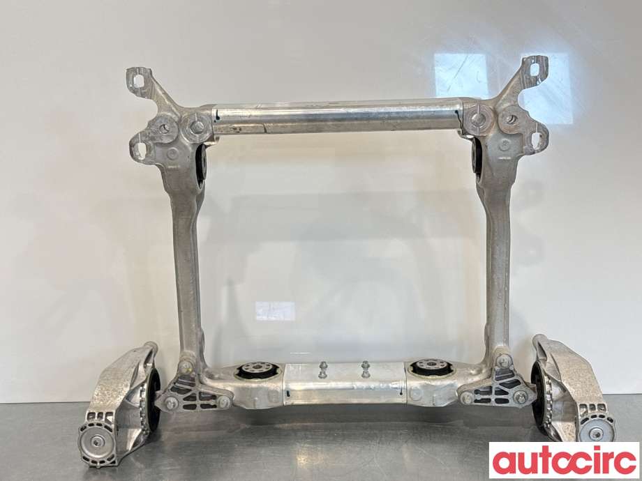 Motorfeste til Mercedes EQE 2022-->>  (MERCEDES|A2973452900||A2973330500)