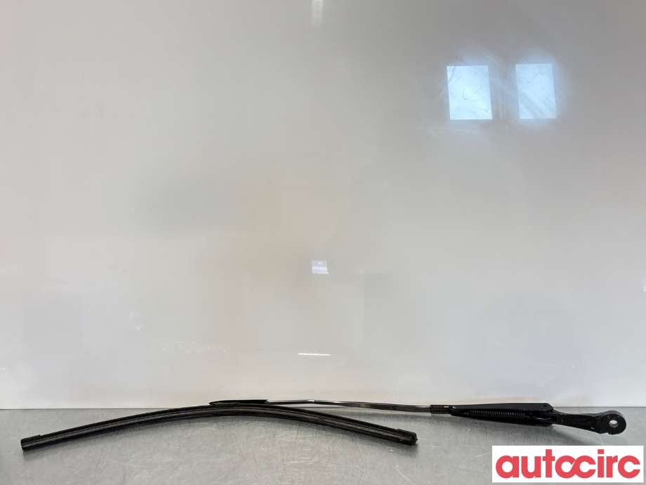 Viskerarmer frontrute til Mercedes EQE 2022-->>  (MERCEDES|A2978204500|97107349)