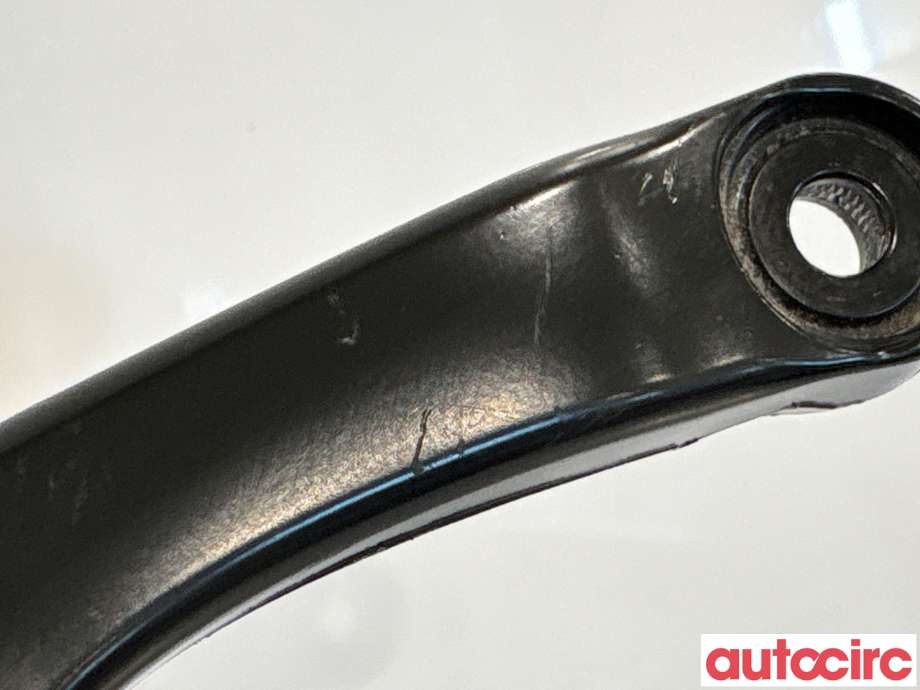 Viskerarmer frontrute til Mercedes EQE 2022-->>  (MERCEDES|A2978204500|97107349)