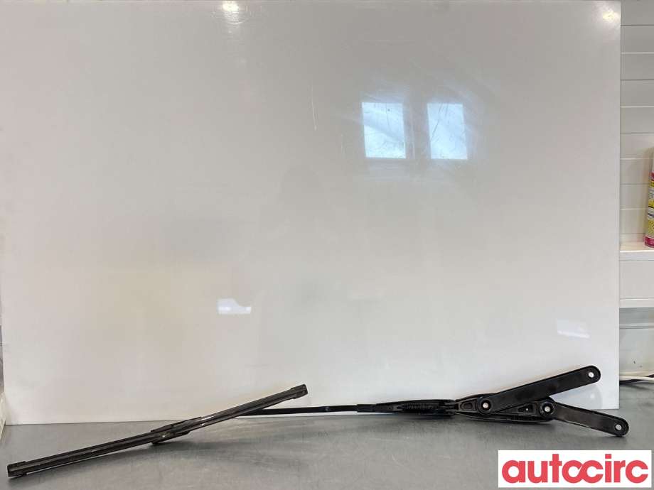 Viskerarmer frontrute til Mercedes EQE 2022-->>  (MERCEDES|A2978204700|97107349)