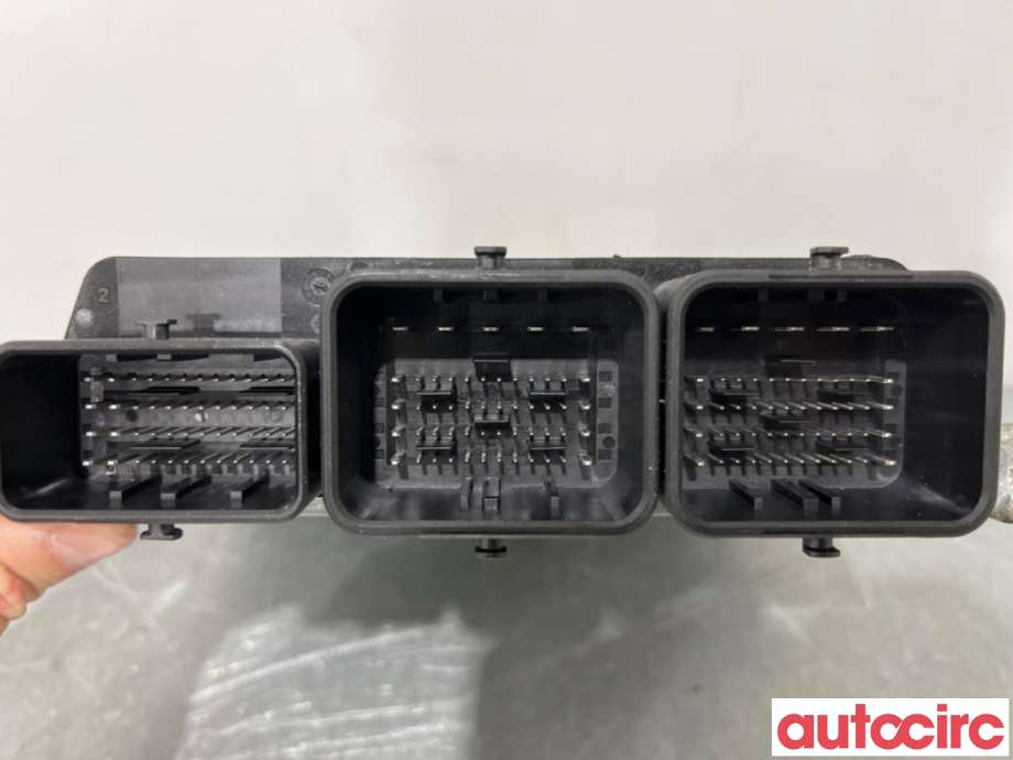 Styreenhet motor til Volvo V40 2012-2019  (VOLVO|36000608|S180134103|31355712)