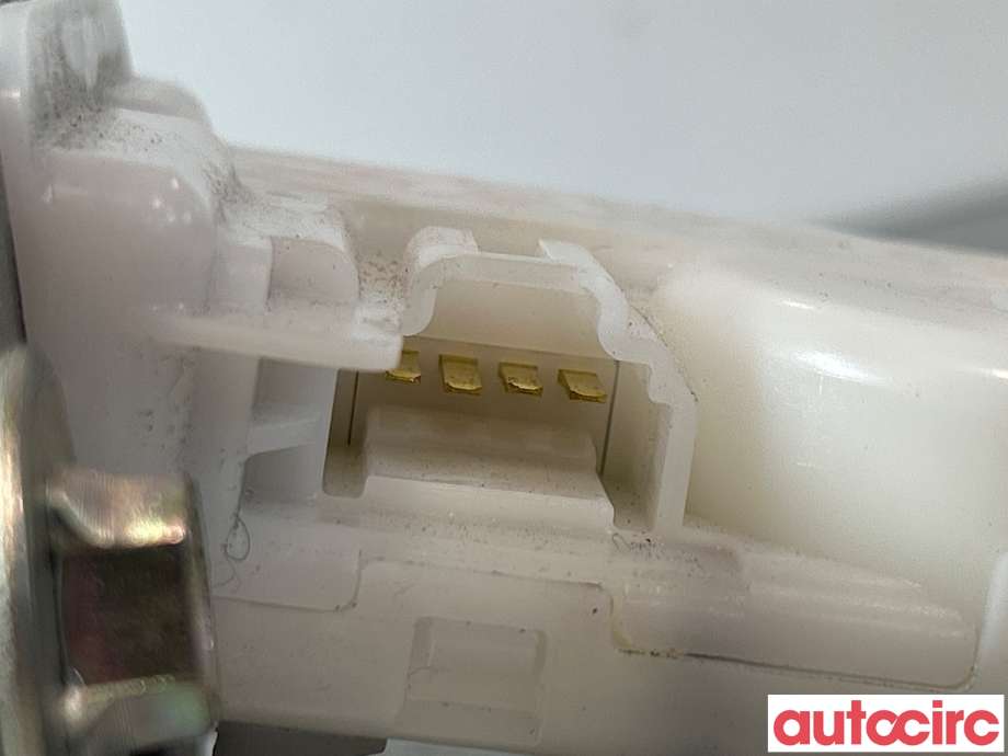Baklukelås til Subaru Outback 2009-2014 (Type IV) (SUBARU|63032FG101|)