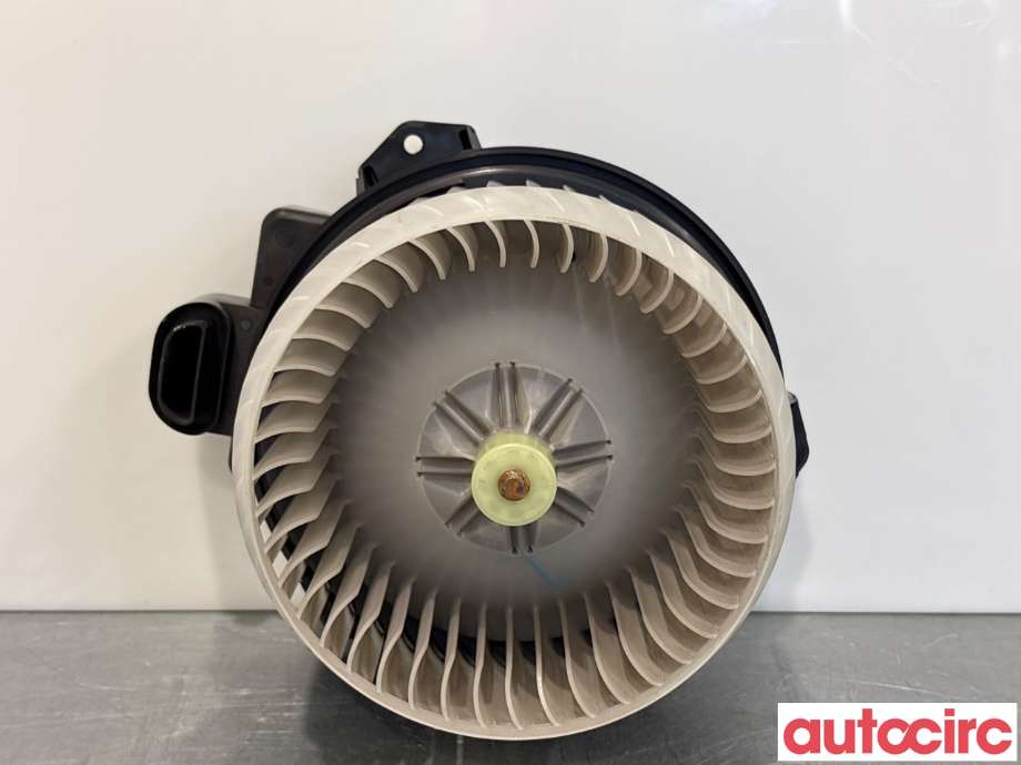 Varmeapparat motor til Toyota Yaris, 2012-2014 (Type III, Fase 1) (TOYOTA|871030D220)
