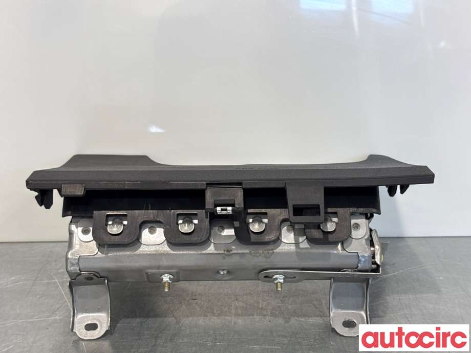 Airbag kne til Toyota Yaris 2012-2014 (Type III, Fase 1) (TOYOTA|739000D030C0||739000D031C0)