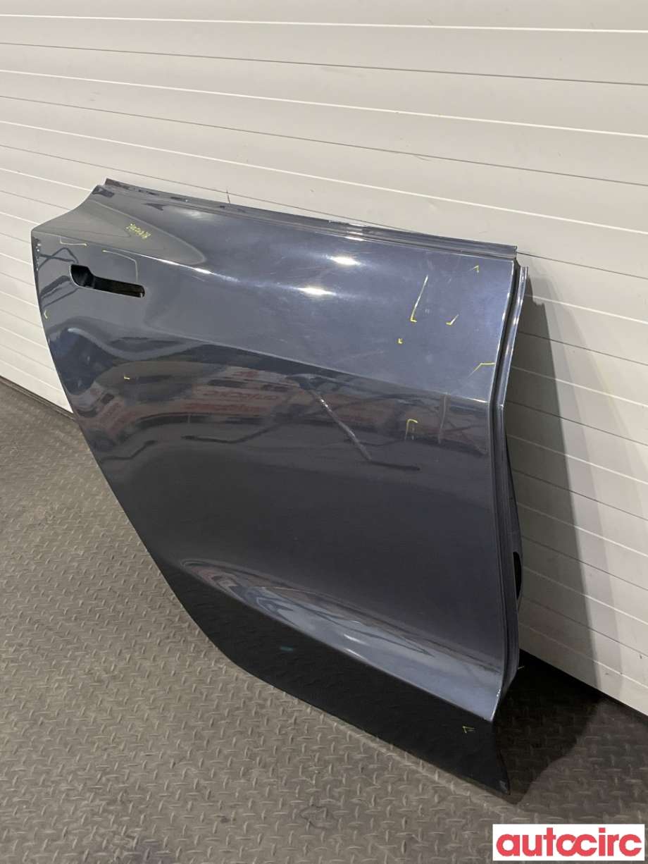 Dør høyre bak til Tesla Model 3 2018-2023 (Fase 1) (TESLA|1081440-E0-C)