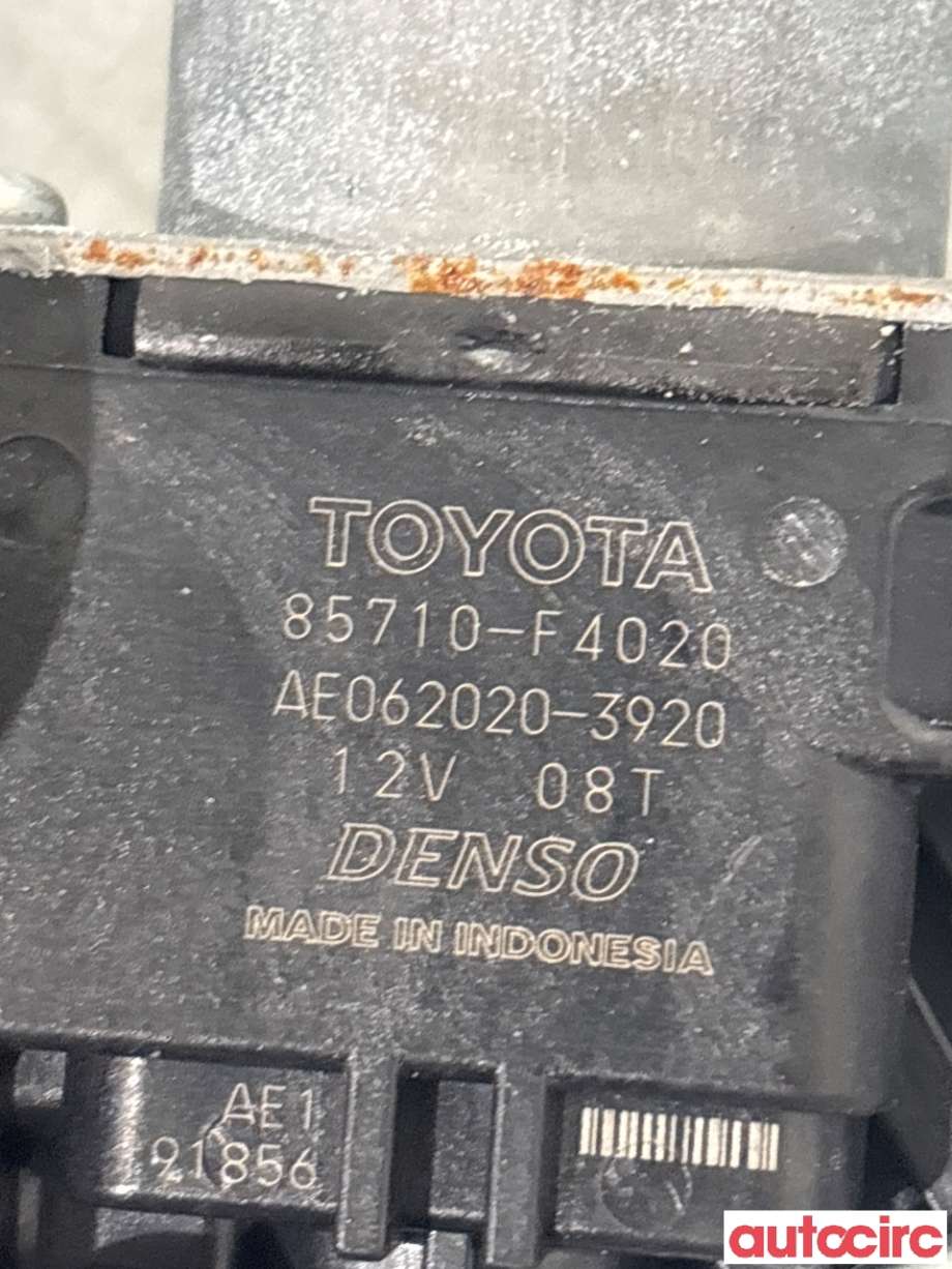 Ruteheis venstre bak til Toyota C-HR 2016-->> (TOYOTA|69840F4010||85710-F4020)