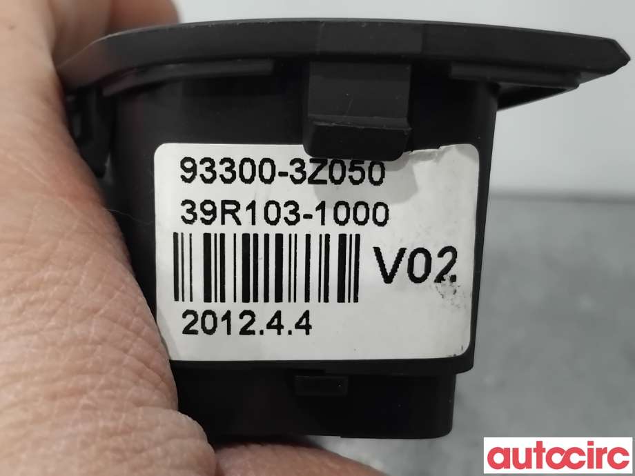 Bryter lys til Hyundai i40 2012-2017 (HYUNDAI|933003Z050RY||93300-3Z050)