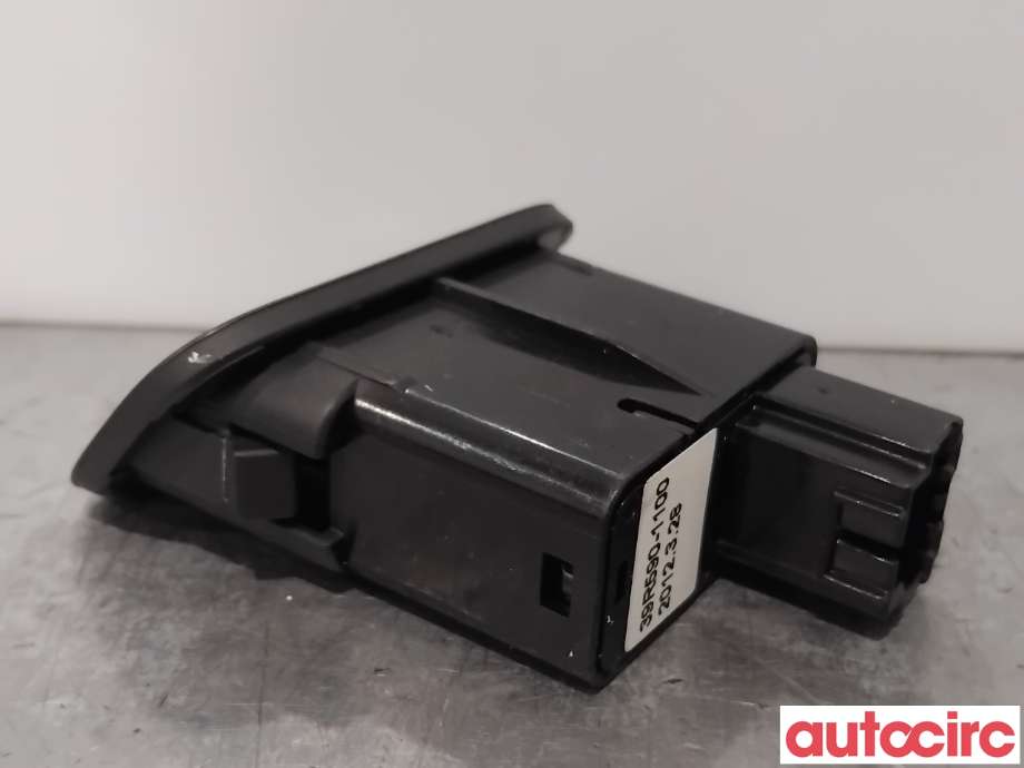 Bryter baklukeåpner til Hyundai i40 2012-2017 (HYUNDAI|935553Z000RY|)