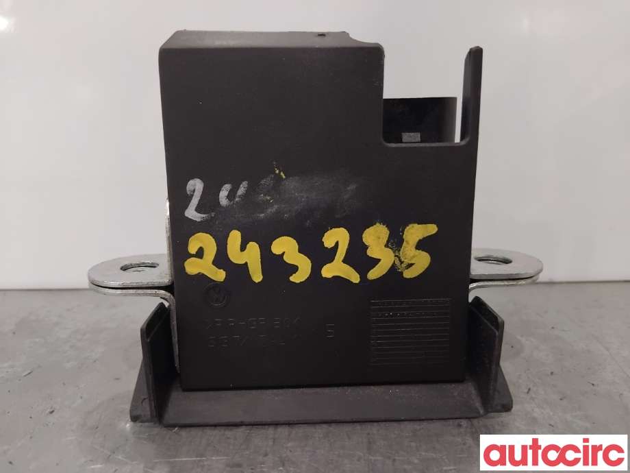 Baklukelås til Audi A6, Allroad 2015-2019 (Type III, Fase 2) (C7) (C7) (AUDI|8R0827505|5M0827505E|8R0827505A)