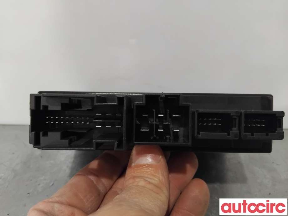 Styreenhet hengerfeste til Audi A6, Allroad 2015-2019 (Type III, Fase 2) (C7) (C7) (AUDI|4G8907383B|5DS011105-10)