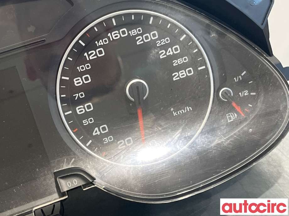 Instrumentpanel til Audi A4 2007-2014 (Type IV) (B8) (B8) (AUDI|8K0920931T)