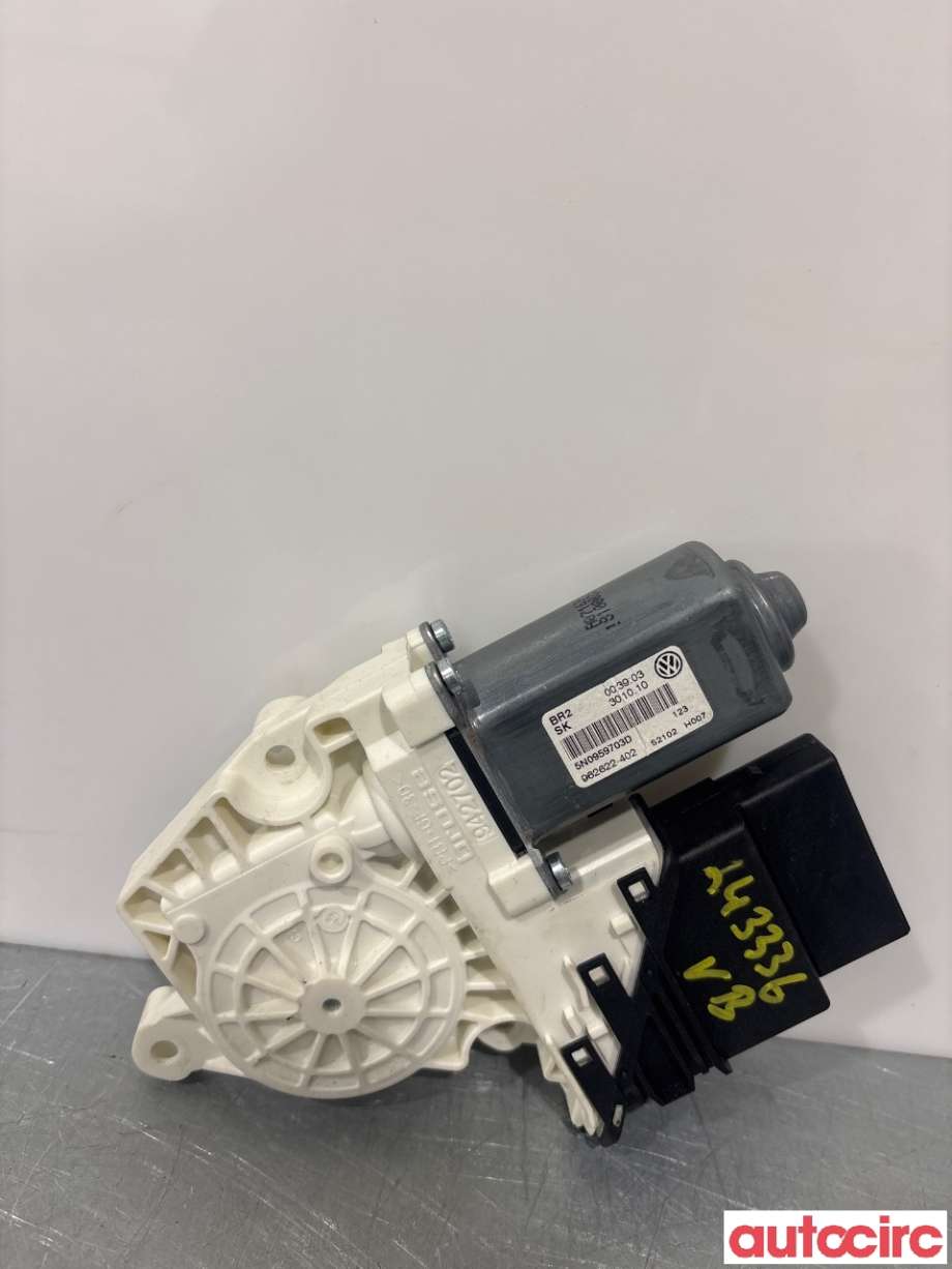 Ruteheis venstre bak til VW Tiguan 2011-2016 (Type I, Fase 2) (VOLKSWAGEN|5N0959703D|962622-402)