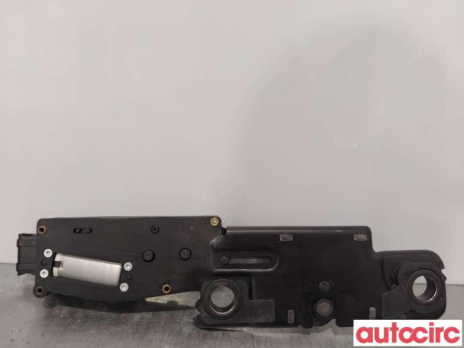 Baklukelås til Audi A6, Allroad 2015-2019 (Type III, Fase 2) (C7) (C7) (AUDI|4F9827383H|)