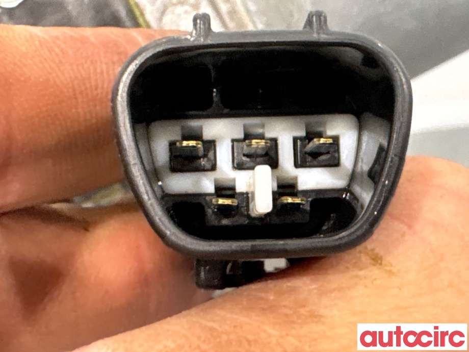 Viskermotor frontrute til Toyota RAV4 2013-2015 (Type IV, Fase 1) (TOYOTA|8511042190|159300-6050|85110-42190)