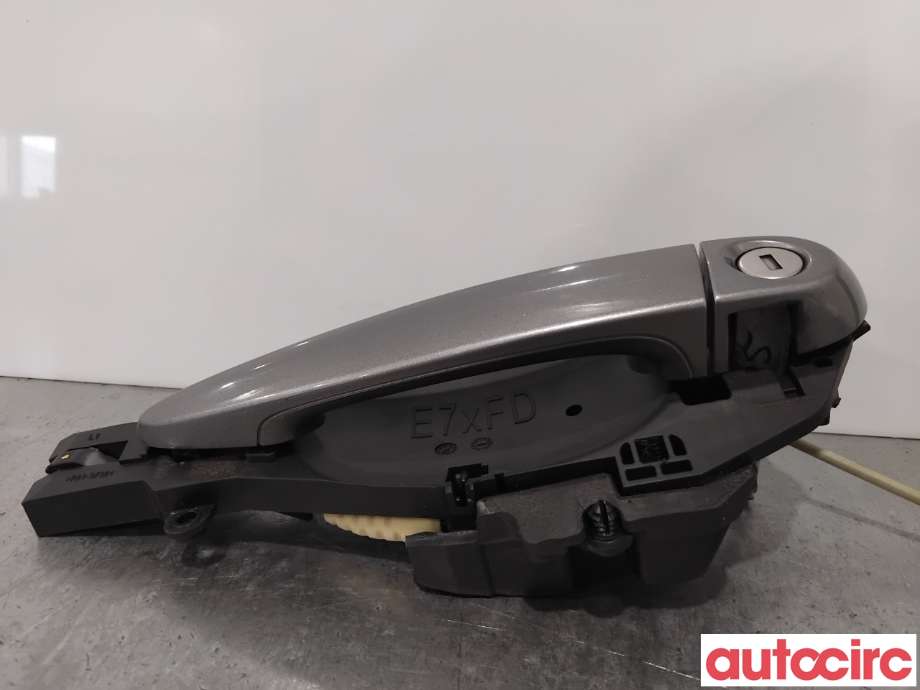 Dørhåndtak utv venstre foran til BMW X3 2010-2017 (F25) (F25) (BMW|51217207561||51217193263)