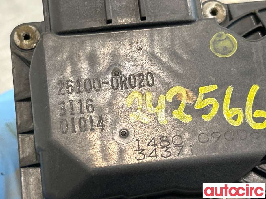 Spjeldhus til Toyota RAV4 2013-2015 (Type IV, Fase 1)  (TOYOTA|261000R020||26100-0R020)
