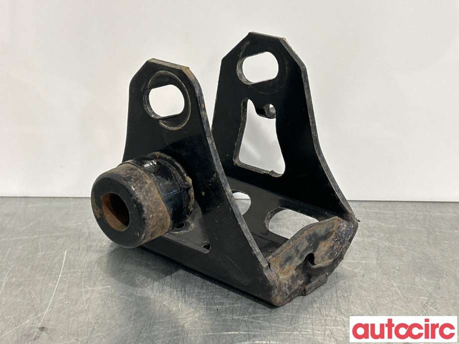 Motorfeste til Toyota RAV4 2013-2015 (Type IV, Fase 1) (TOYOTA|1231126130|)