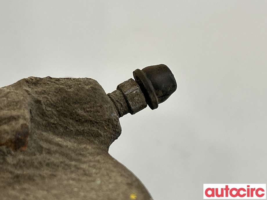 Bremsecaliper venstre foran til Toyota RAV4 2013-2015 (Type IV, Fase 1) (TOYOTA|4775042091|)