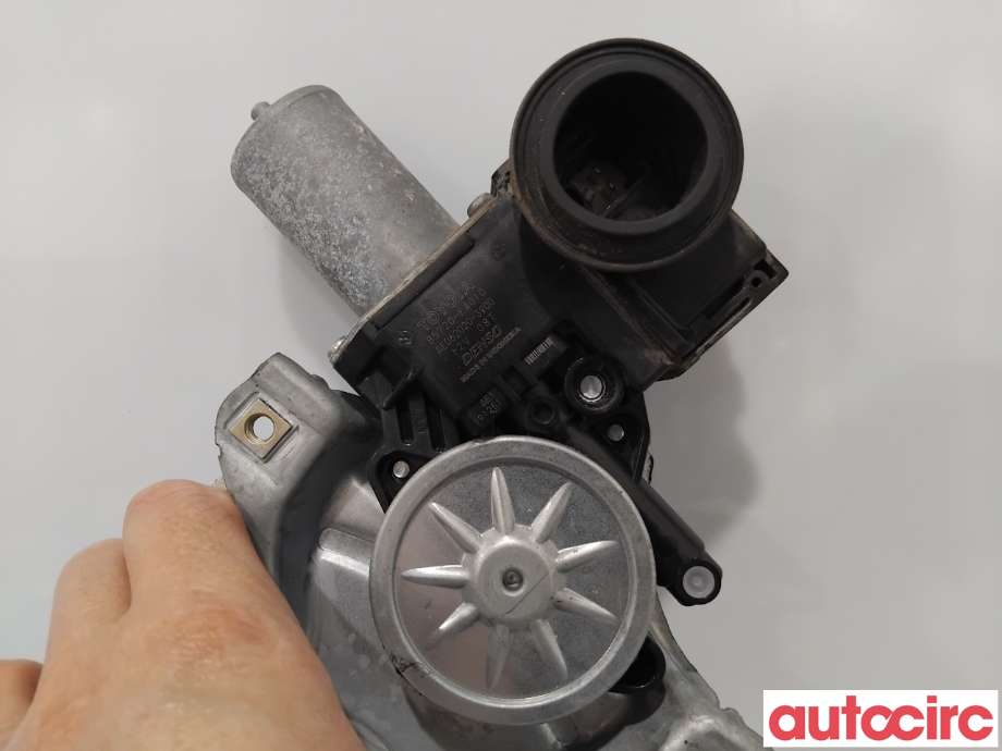 Ruteheis venstre foran til Toyota C-HR 2016-->> (TOYOTA|69820F4010|AE062020-3900|85720-F4010)