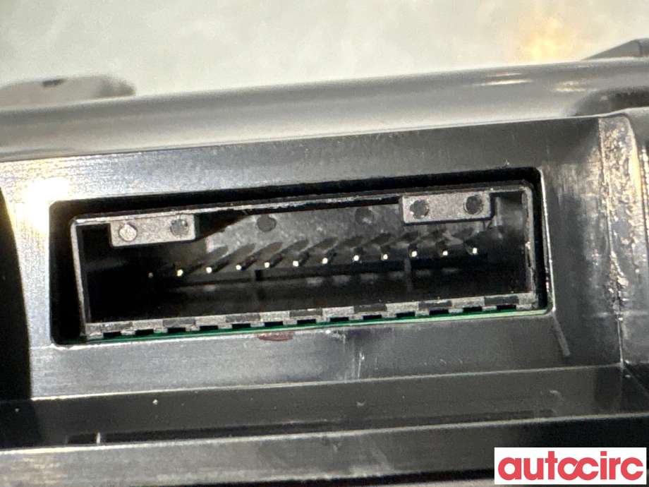 Instrumentpanel til Hyundai Kona 2017-2021 (Type I, Fase 1) (HYUNDAI|94310K4110TRY|40000-027420H|94310-K4110TRY)