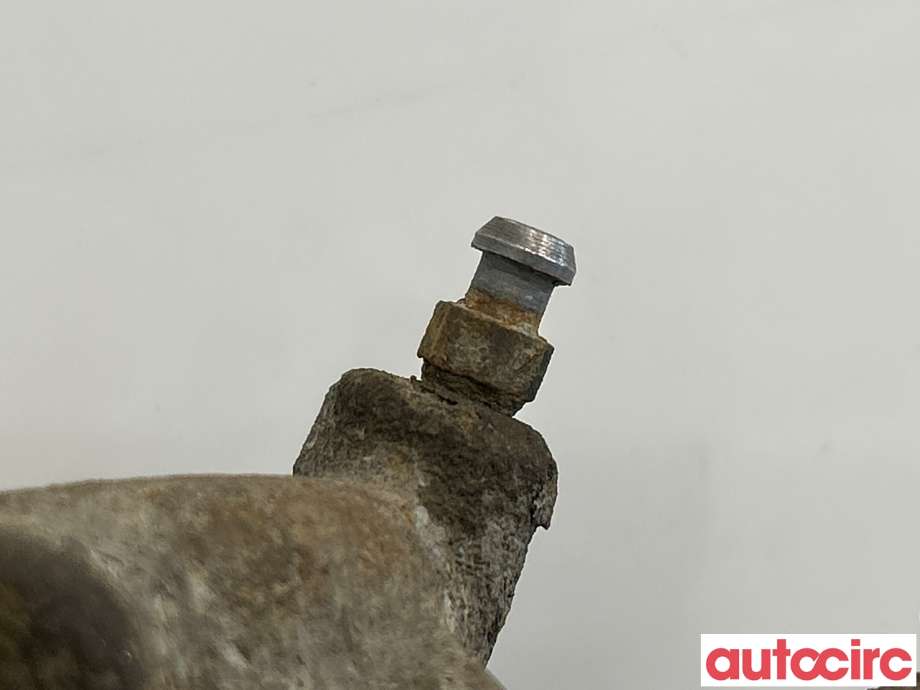 Bremsecaliper venstre foran til Nissan Note 2013-2017 (Type II) (NISSAN|41011AX60A|)