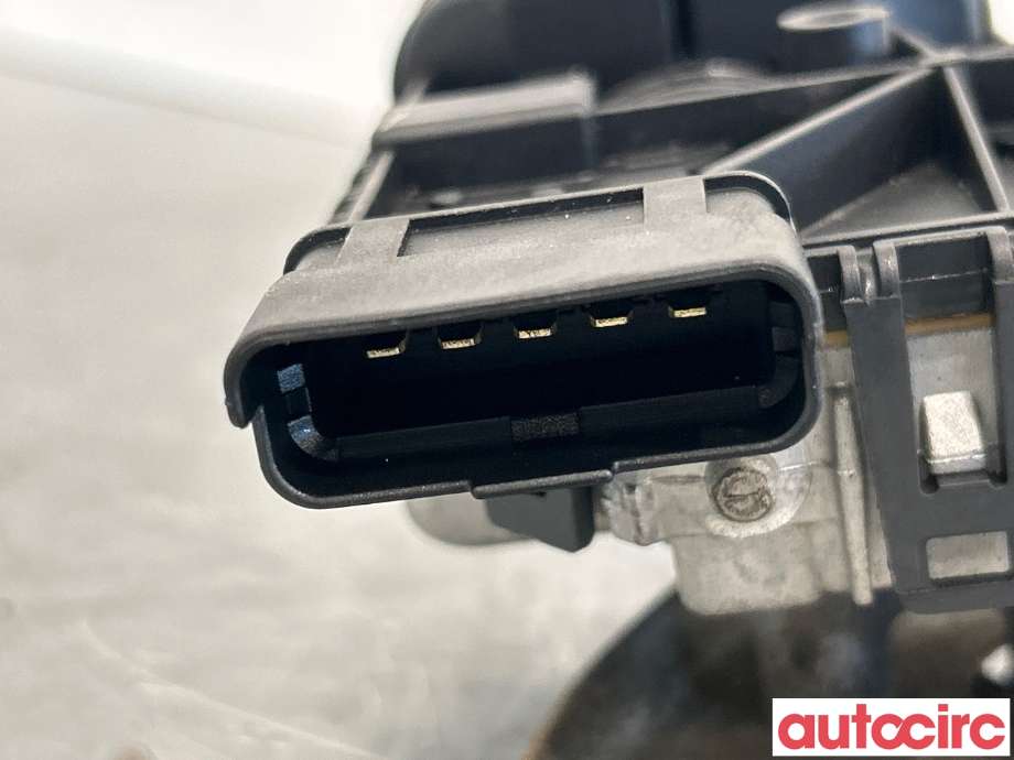 Viskermotor frontrute til Dacia Duster 2010-2017 (Type I) (DACIA|8200619512|3397020879|0390241544)