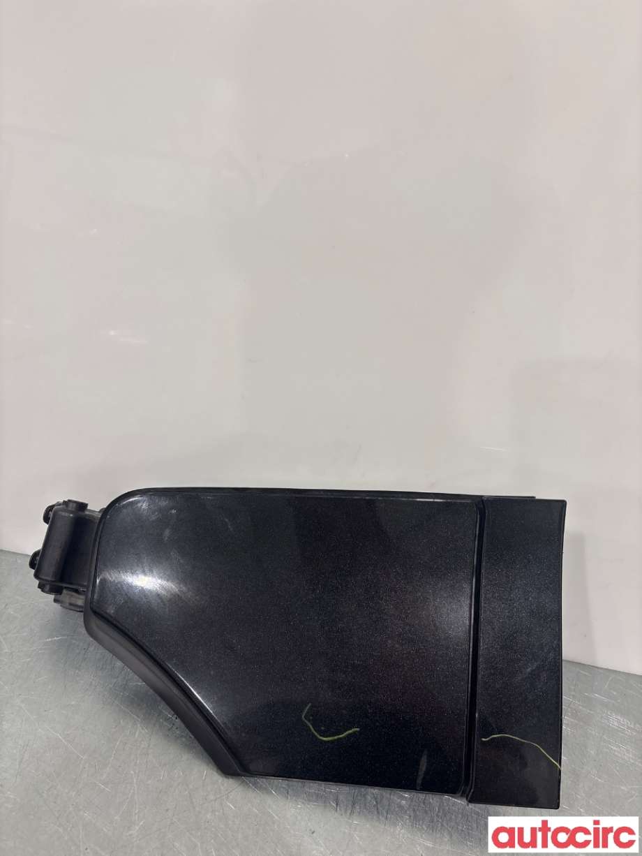 Batterilader inntak/luke til Lexus RC, 2015-->> (LEXUS|5840646010)