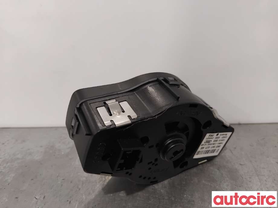 Bryter lys til Audi Q5 2012-2017 (Type I, Fase 2) (AUDI|8K0941531AS|74850-135)
