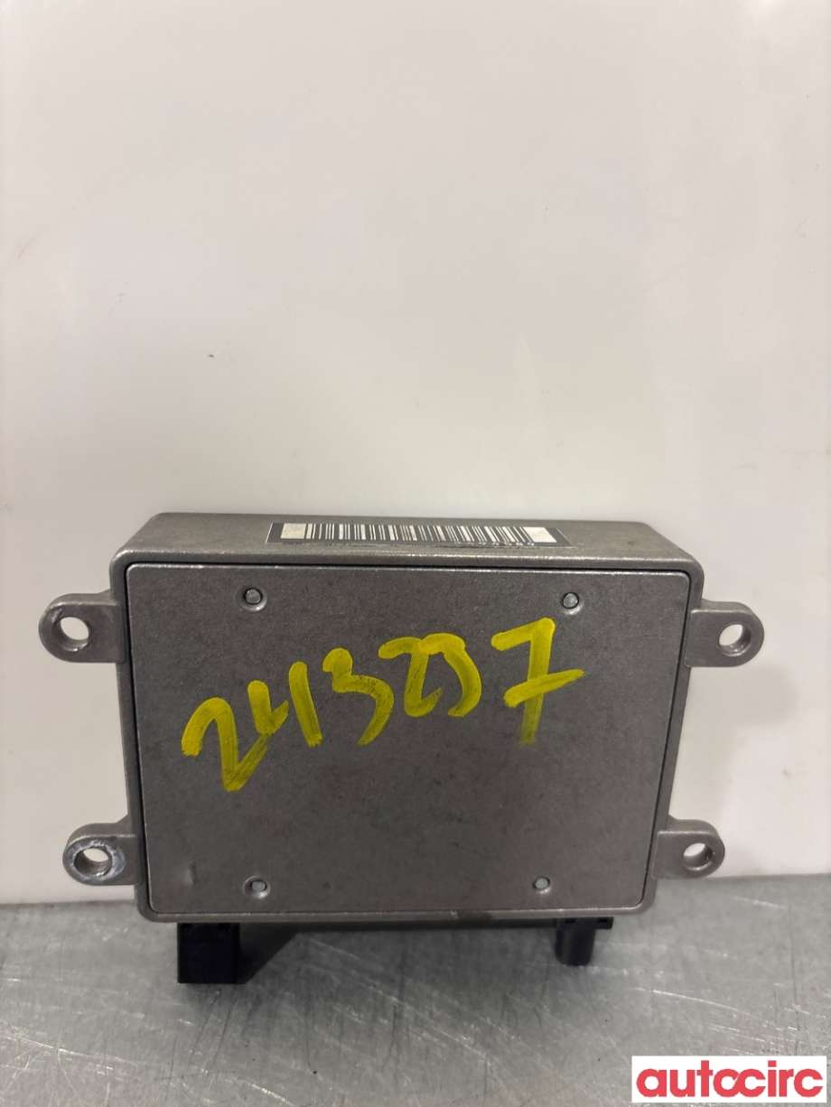 Antenne forsterker til Mercedes R-Klasse 2006-2013 (W251) (W251) (MERCEDES|A2118200885|)