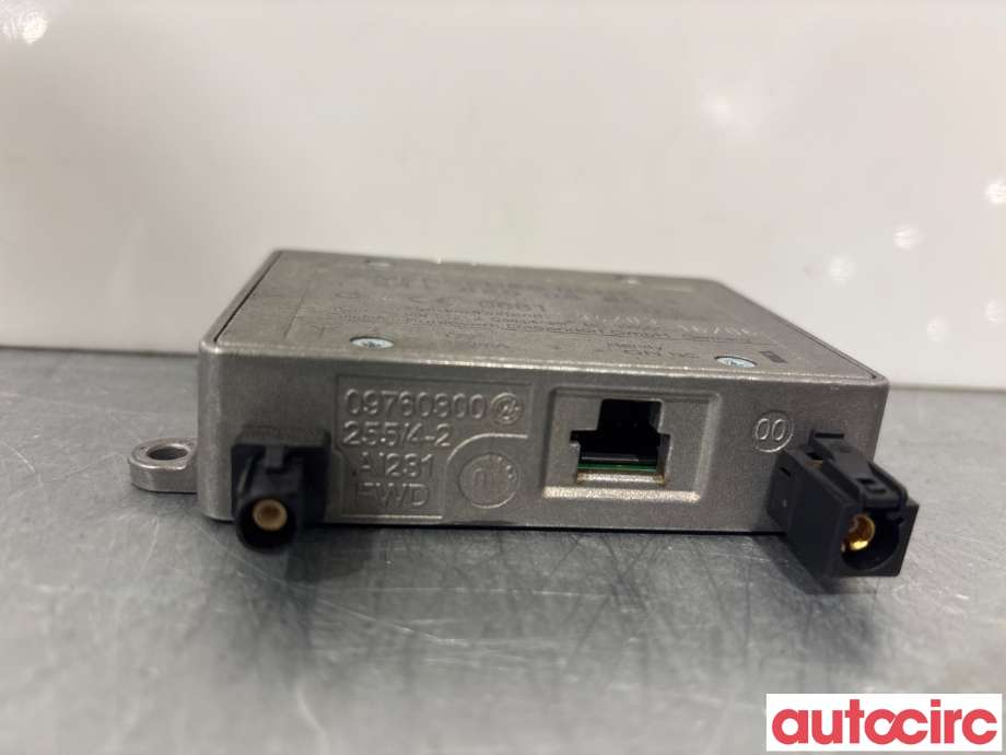Antenne forsterker til Mercedes R-Klasse 2006-2013 (W251) (W251) (MERCEDES|A2118200885|)