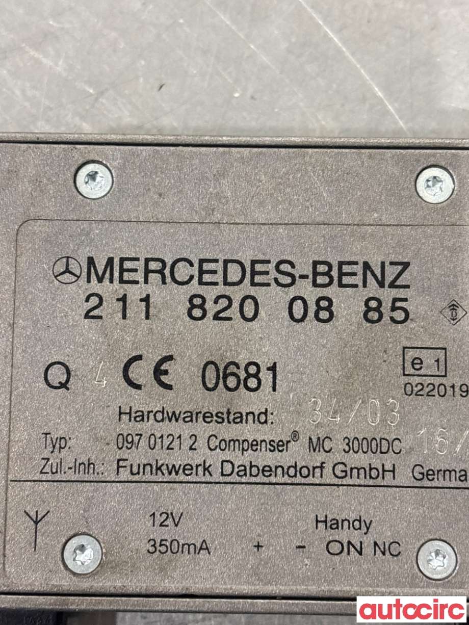 Antenne forsterker til Mercedes R-Klasse 2006-2013 (W251) (W251) (MERCEDES|A2118200885|)