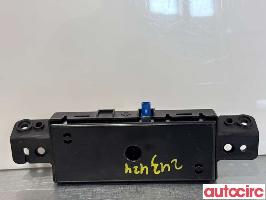 Antenne forsterker til Hyundai Ioniq 5 2021-->>  (HYUNDAI|96240GI100|)