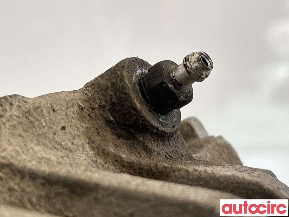 Bremsecaliper høyre foran til Subaru Outback 2009-2014 (Type IV) (SUBARU|26292SC020|)