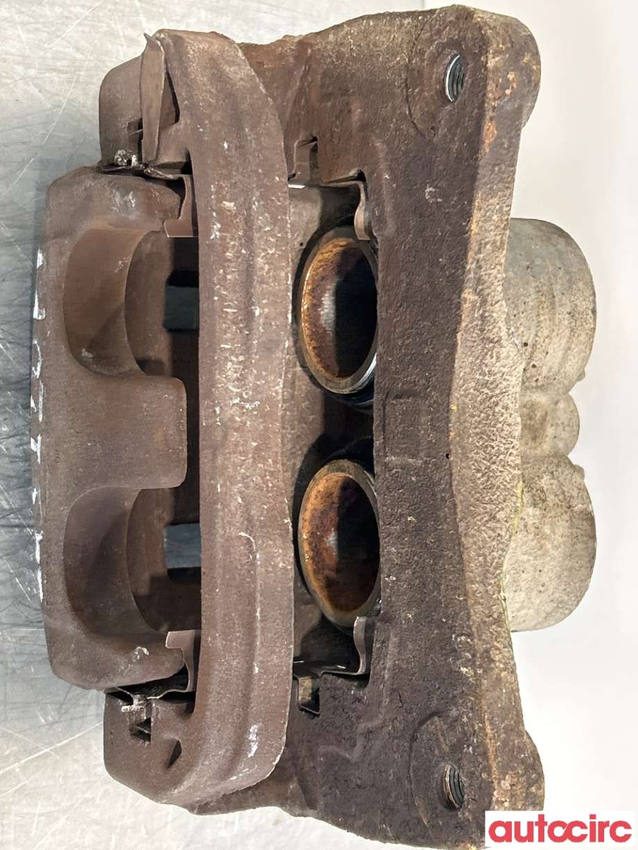 Bremsecaliper venstre foran til Subaru Outback 2009-2014 (Type IV) (SUBARU|26292SC030|)