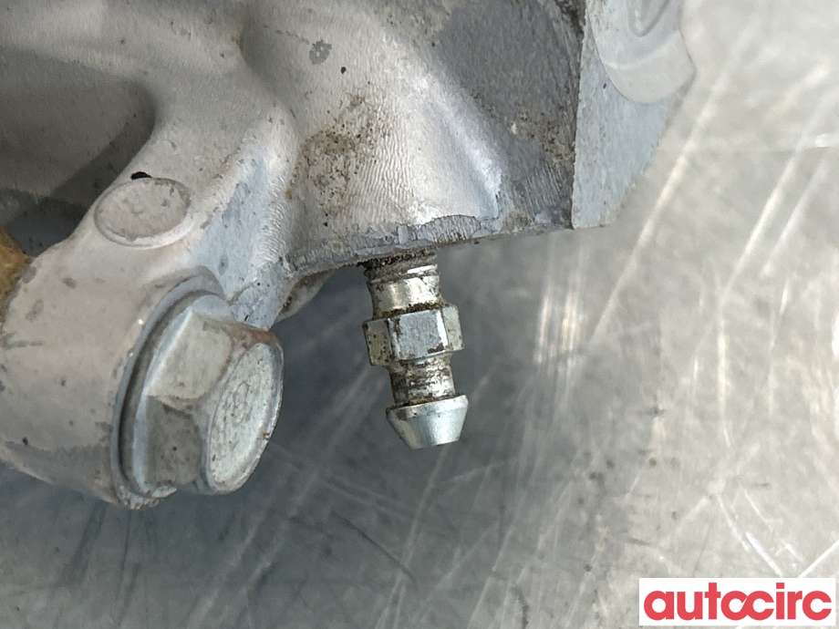 Bremsecaliper venstre bak til Toyota RAV4 2013-2015 (Type IV, Fase 1) (TOYOTA|4785042070|)