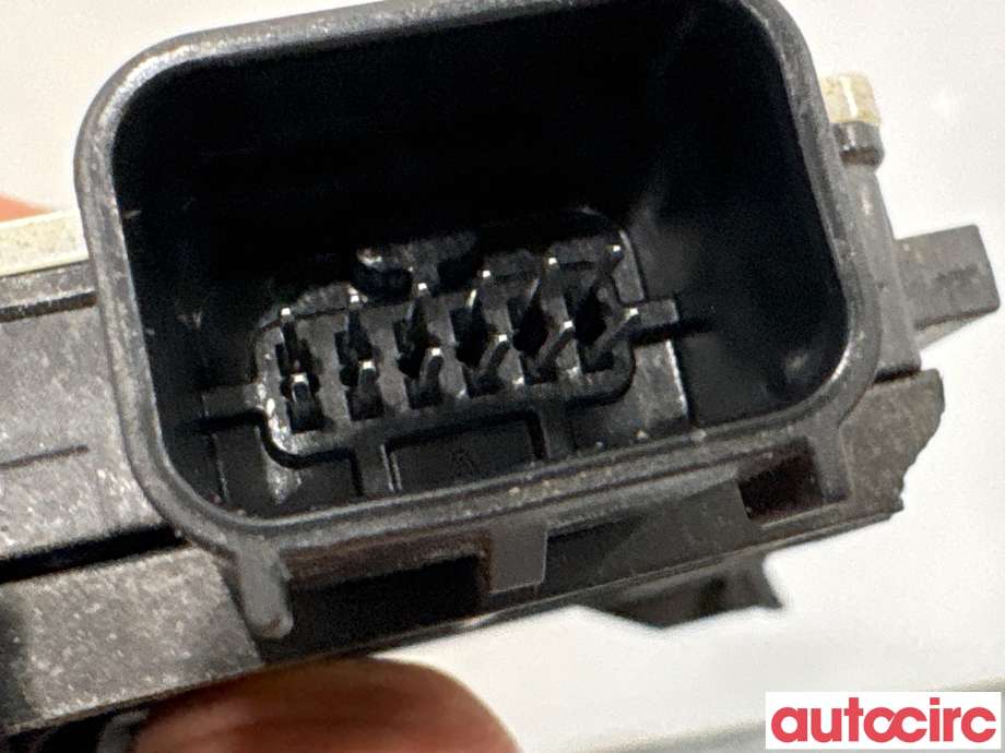 Sensor radar til Hyundai Ioniq 5 2021-->>  (HYUNDAI|99130GI100|)