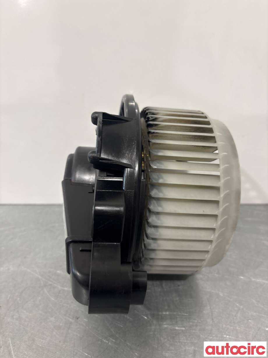 Varmeapparat motor til Toyota Avensis 2009-2015 (Type III, Fase 1)  (TOYOTA|8710302150|)