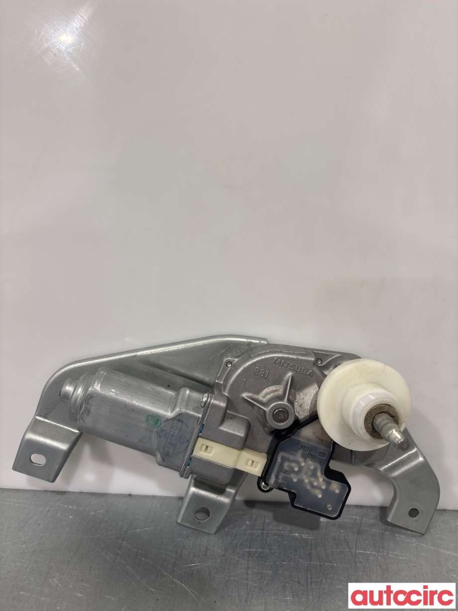 Viskermotor bakrute til Suzuki Swift, 2005-2010 (SUZUKI|3881063J00)