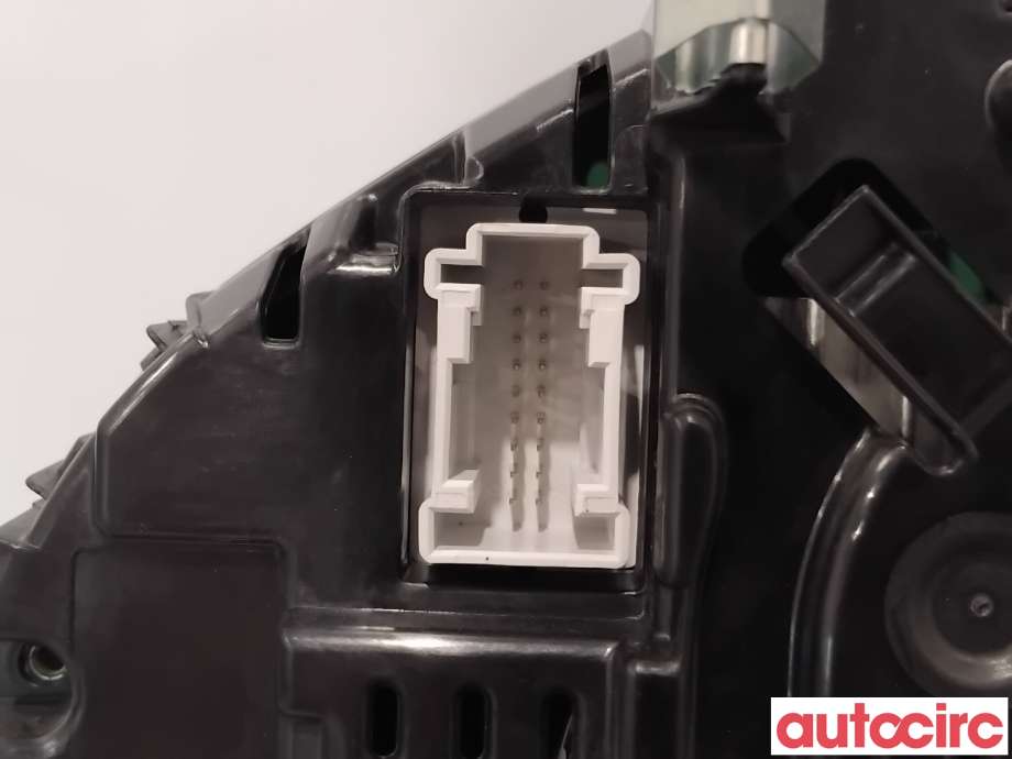 Instrumentpanel til Mercedes C-Klasse 2014-2018 (Fase 1) (W205) (W205) (MERCEDES|A2059001118|A2C98481700)