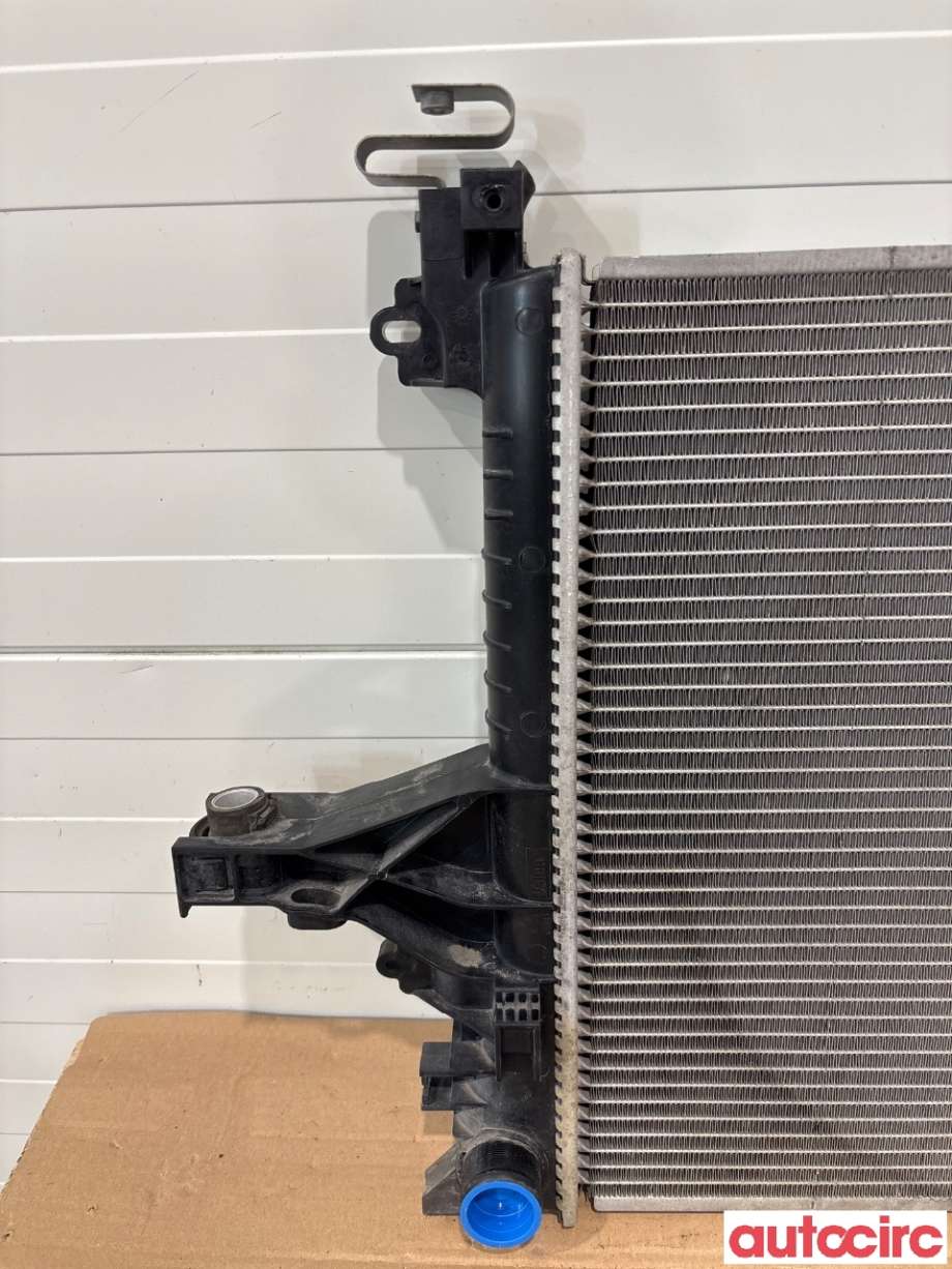 Radiator (automat gir) til Volvo V70 2000-2004 (Type II, Fase 1) (VOLVO|31319056|)