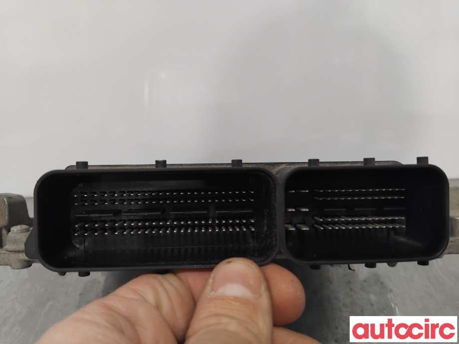 Styreenhet motor til Mercedes C-Klasse 2014-2018 (Fase 1) (W205) (W205) (MERCEDES|A2749000800|0261S08785|A2749002900)