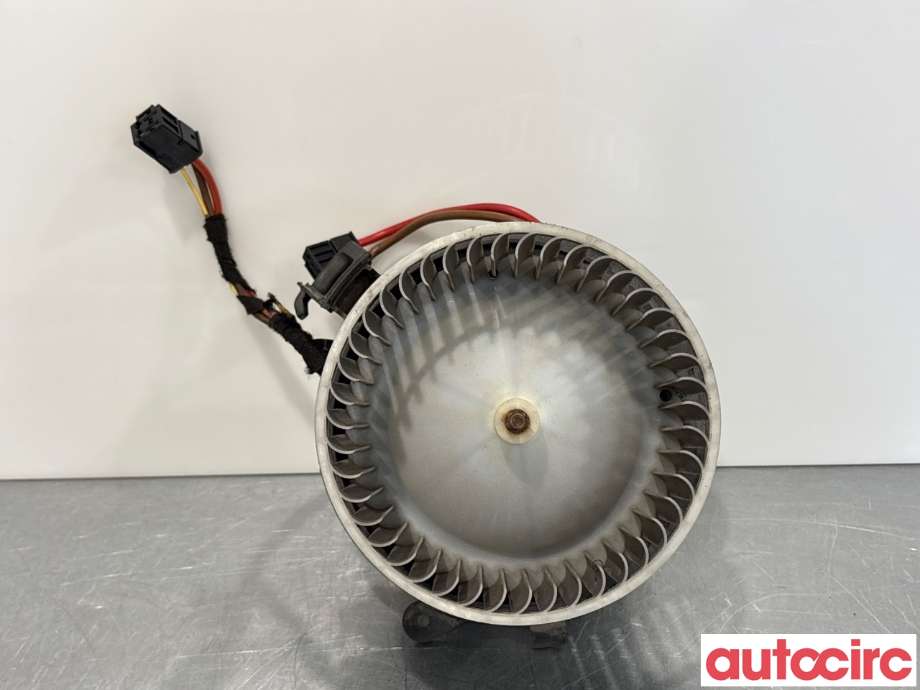 Varmeapparat motor til Mercedes C-Klasse 2011-2014 (Fase 2) (W204) (W204) (MERCEDES|A2128200708|V7771001|)