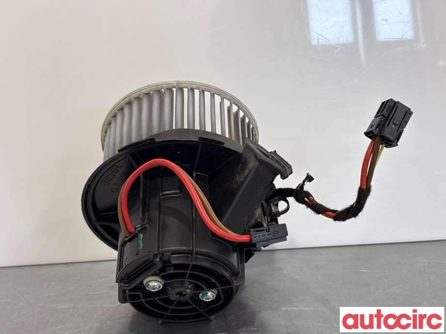 Varmeapparat motor til Mercedes C-Klasse 2011-2014 (Fase 2) (W204) (W204) (MERCEDES|A2128200708|V7771001|)