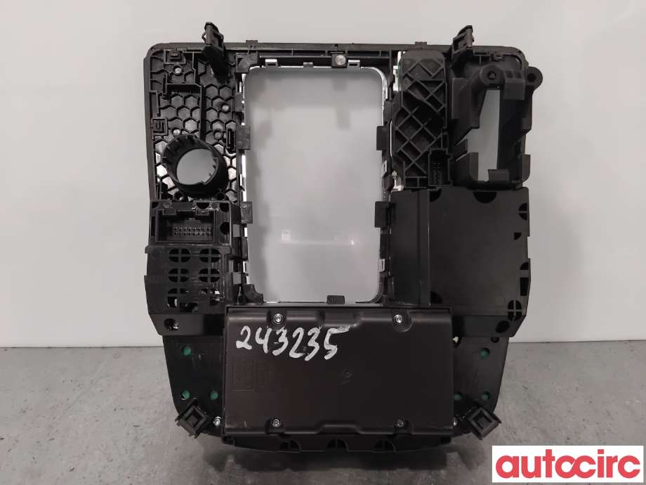 Bryter diverse til Audi A6, Allroad 2015-2019 (Type III, Fase 2) (C7) (C7) (AUDI|4G1919610F|10106046-01)